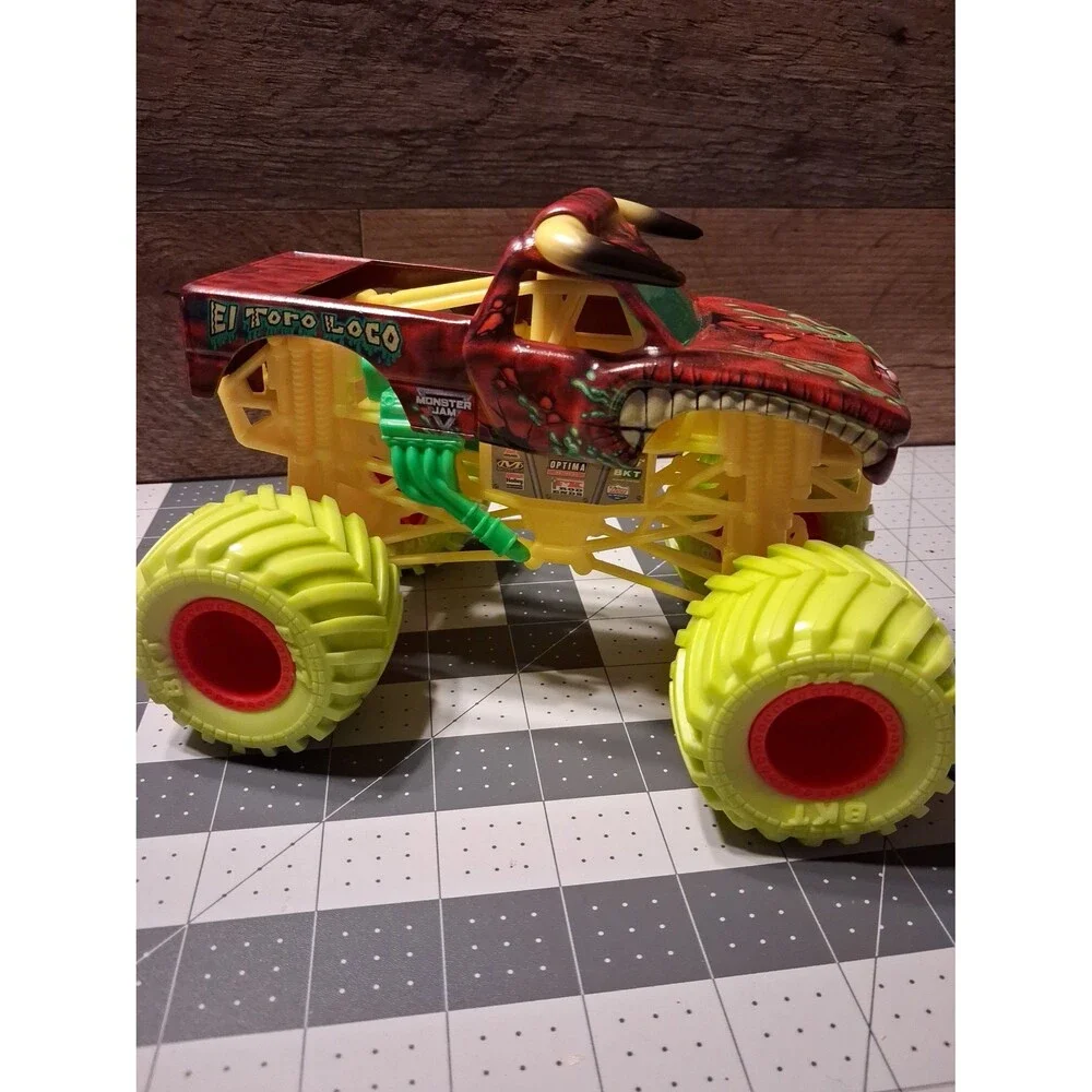 Monster Jam El Toro Loco Truck